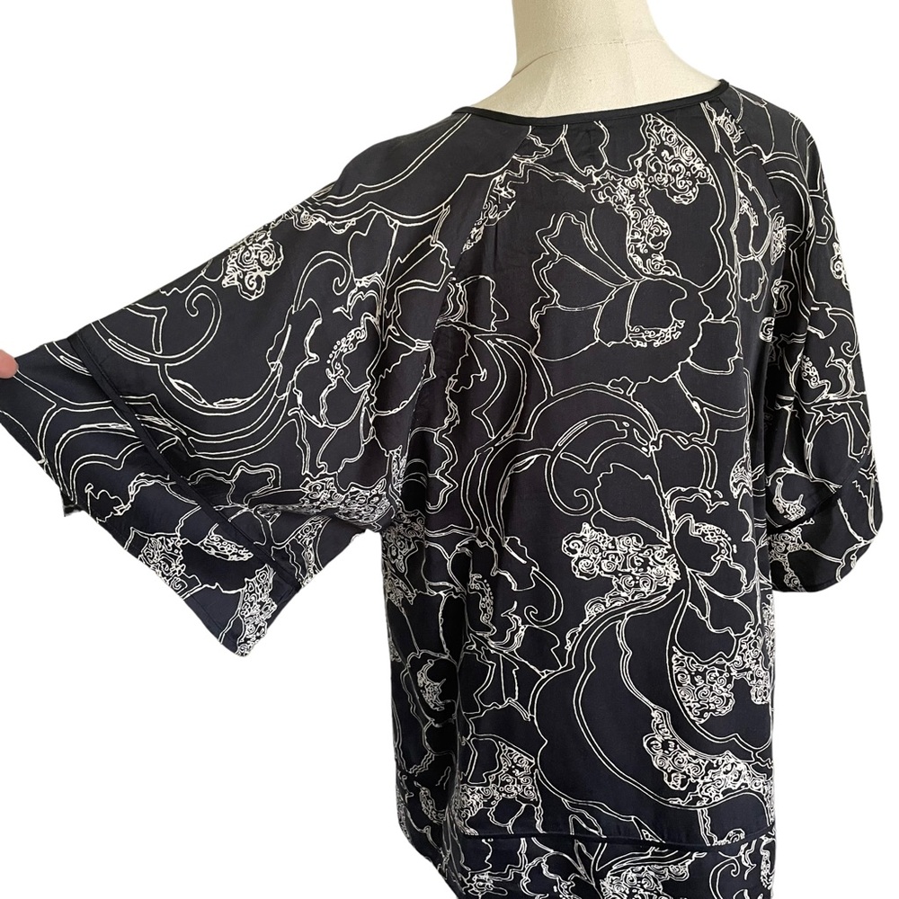 ELLIS & DEWEY Sz S Boxy fit top with short bell sleeves - Picture 6 of 9